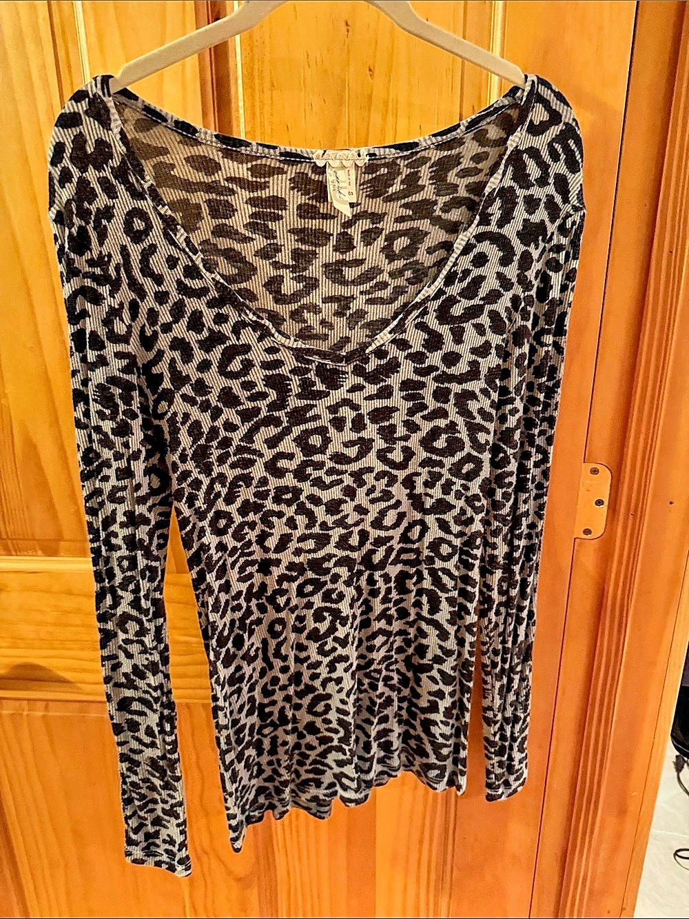 BIE Lovin Leopard Thermal Long Sleeve Top